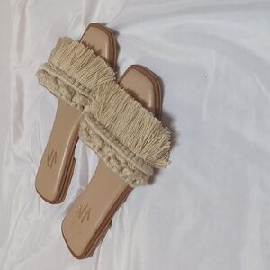 Vida Bohemian Beachy Fringe Neutral Slide Sandals Size 7